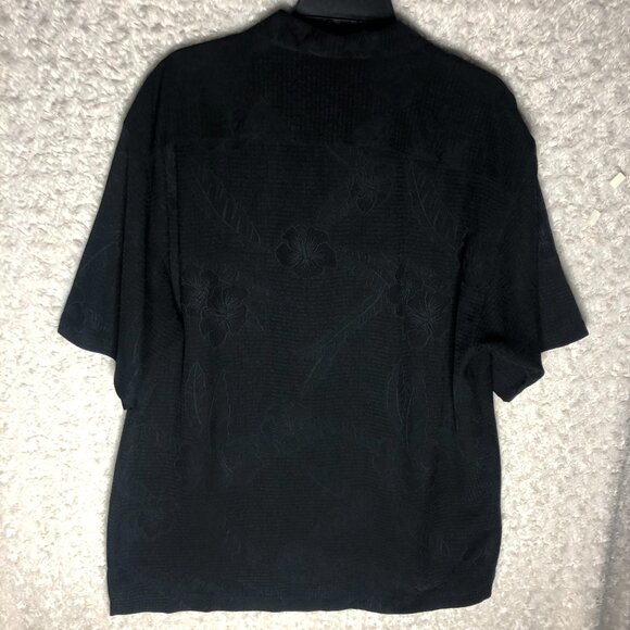 Tommy Bahama Men's 100% Silk Hawaiian Button Down Size Medium - Picture 3 of 3